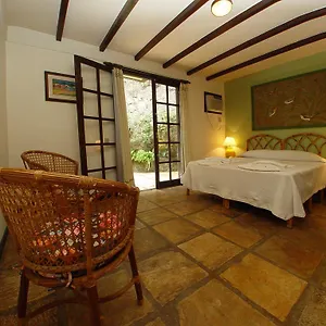 la-mandragora.cabofriohotels.org/